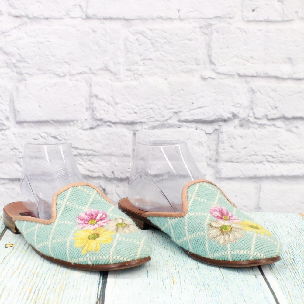 *Soles by Paige Blue Fabric Floral Needlepoint Mule Slide Sandals Size M - Picture 4 of 10